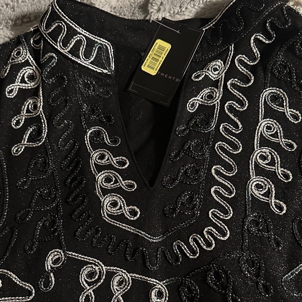 NWT Investments blouse - Picture 3 of 6